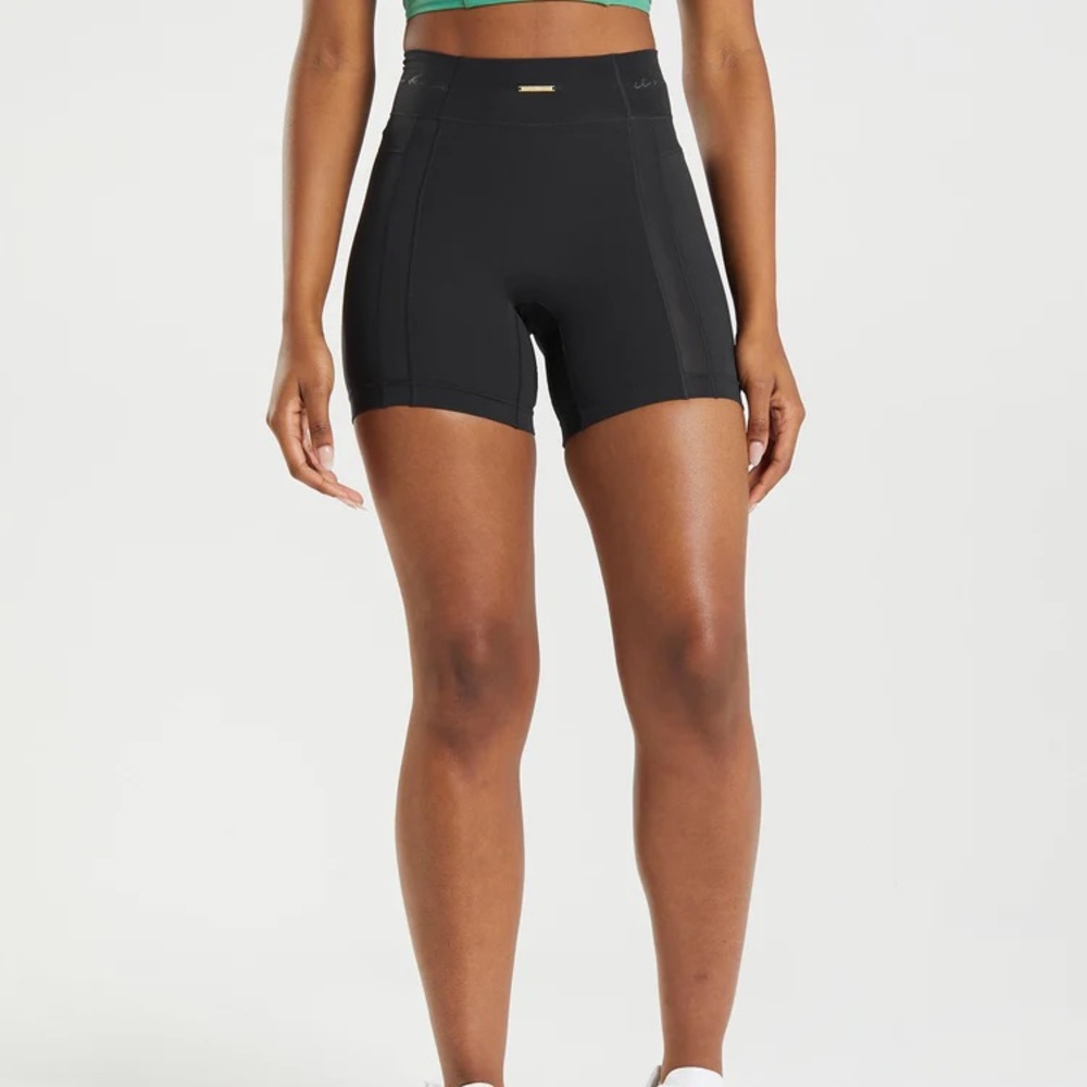 Whitney simmons gymshark biker cycling shorts
